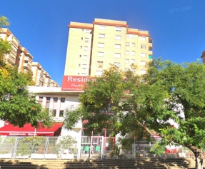 Residencia Meran - Badalona